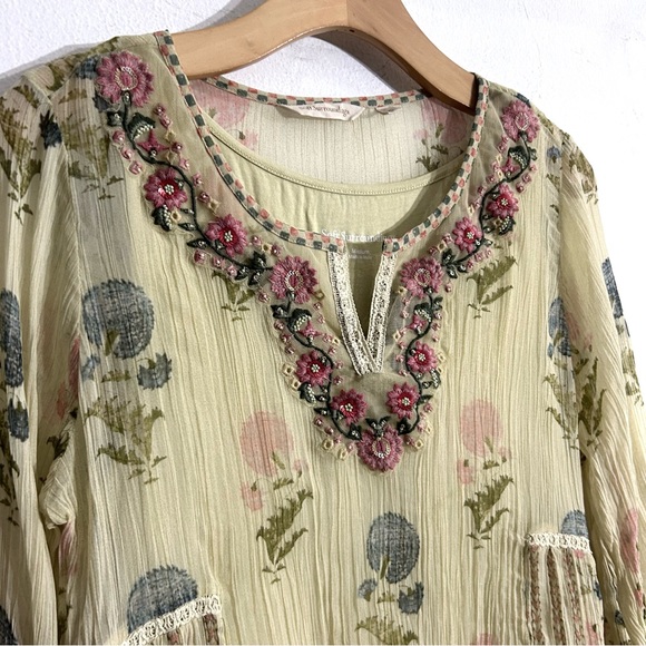 Soft Surroundings boho cottage peasant Serenata Tunic floral beaded EUC size M - Picture 5 of 13
